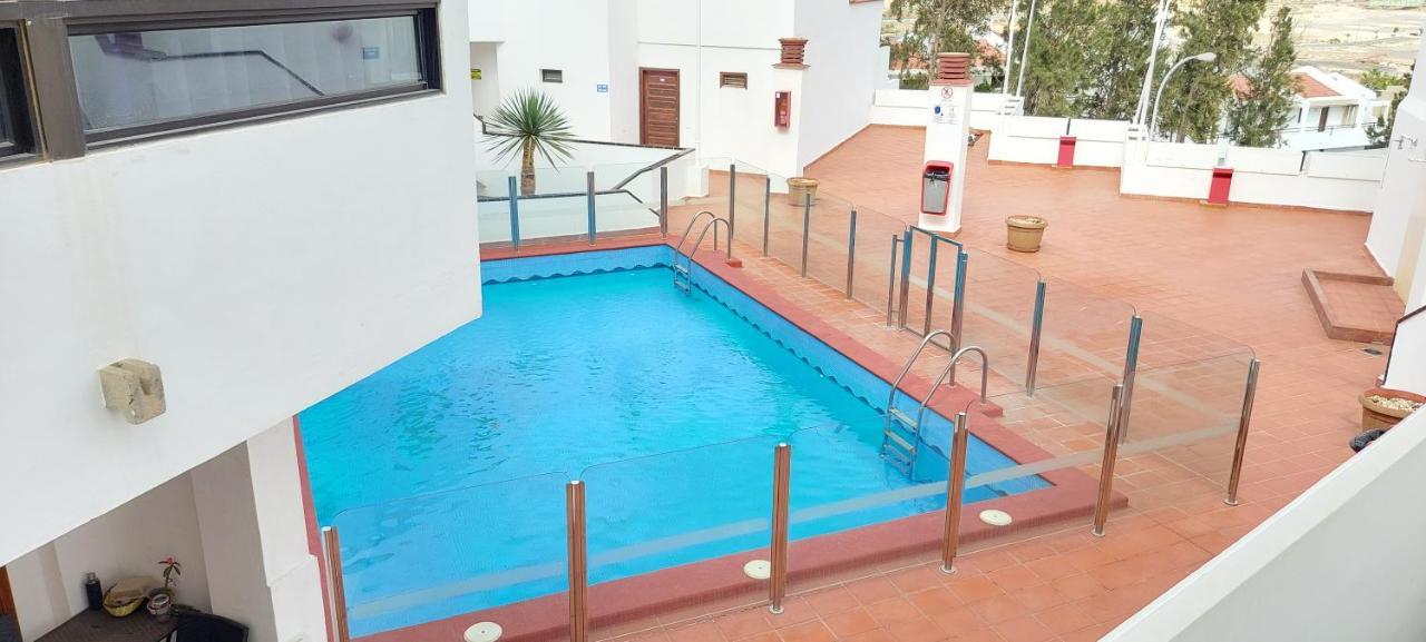 Los Cristianos Apartment, 1 Bedroom Wifi Free & Big Terrace Exterior foto